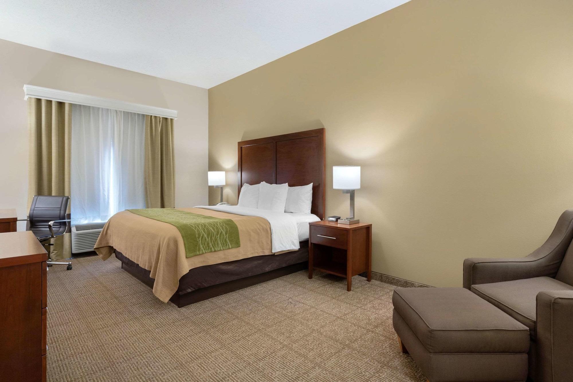 Comfort Inn & Suites Port Arthur-Port Neches Exterior photo